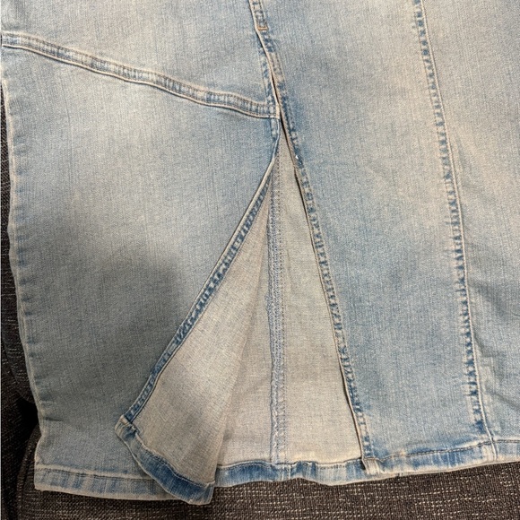 Zara Light Blue Denim Midi Dress - Picture 6 of 7